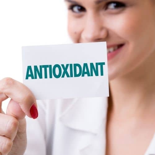 how-to-protect-your-skin-from-pollution-and-uv-rays-the-aartery-chronicles-tac