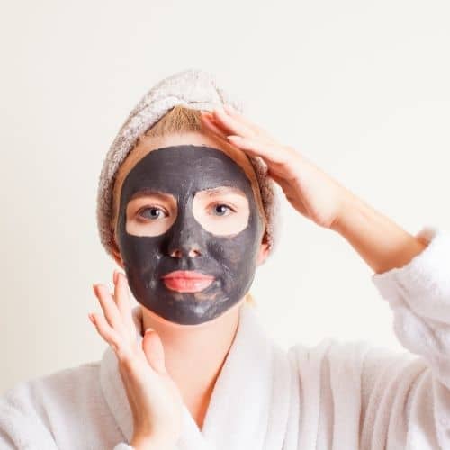 how-to-protect-your-skin-from-pollution-and-uv-rays-the-aartery-chronicles-tac